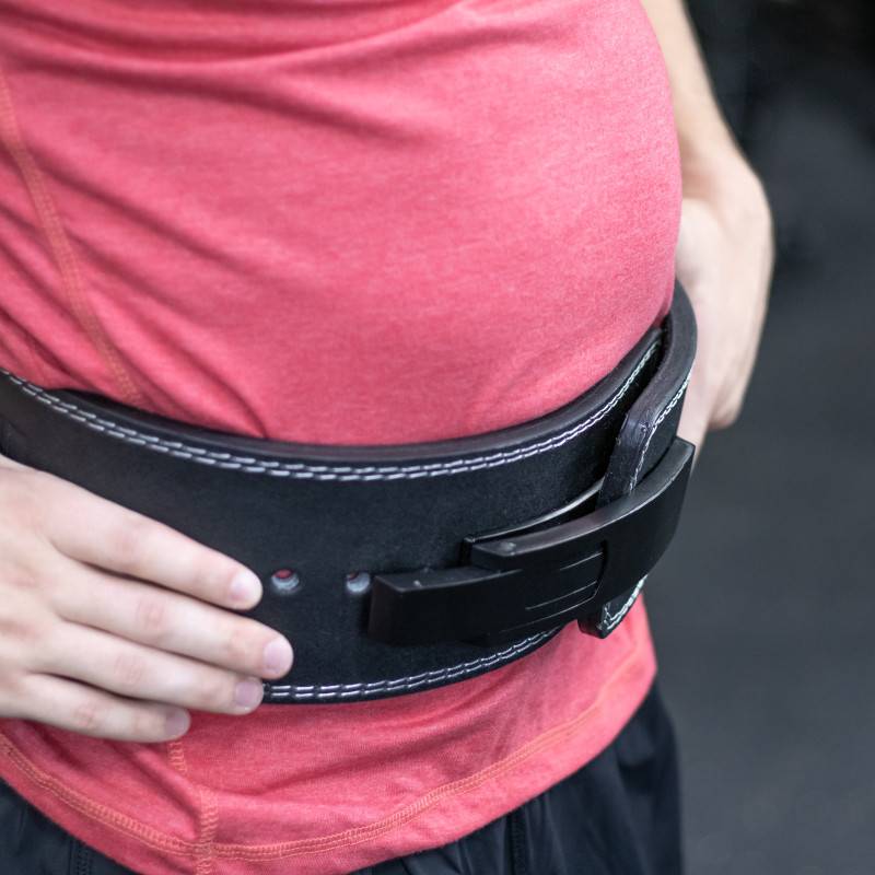 Leather belt with buckle 10 cm WORKOUT - black