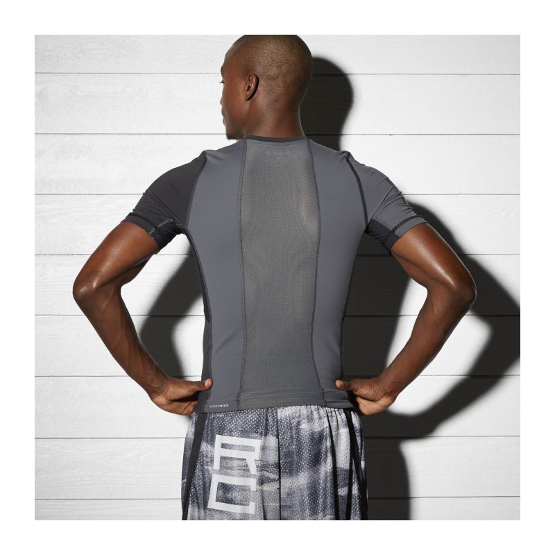 COMBAT tričko  SS RASH GUARD BP8867