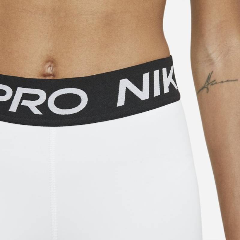 Woman functional Shorts Nike Pro - white