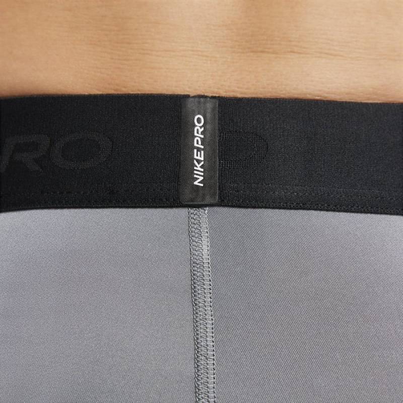 Man fitness Shorts Nike Pro grau