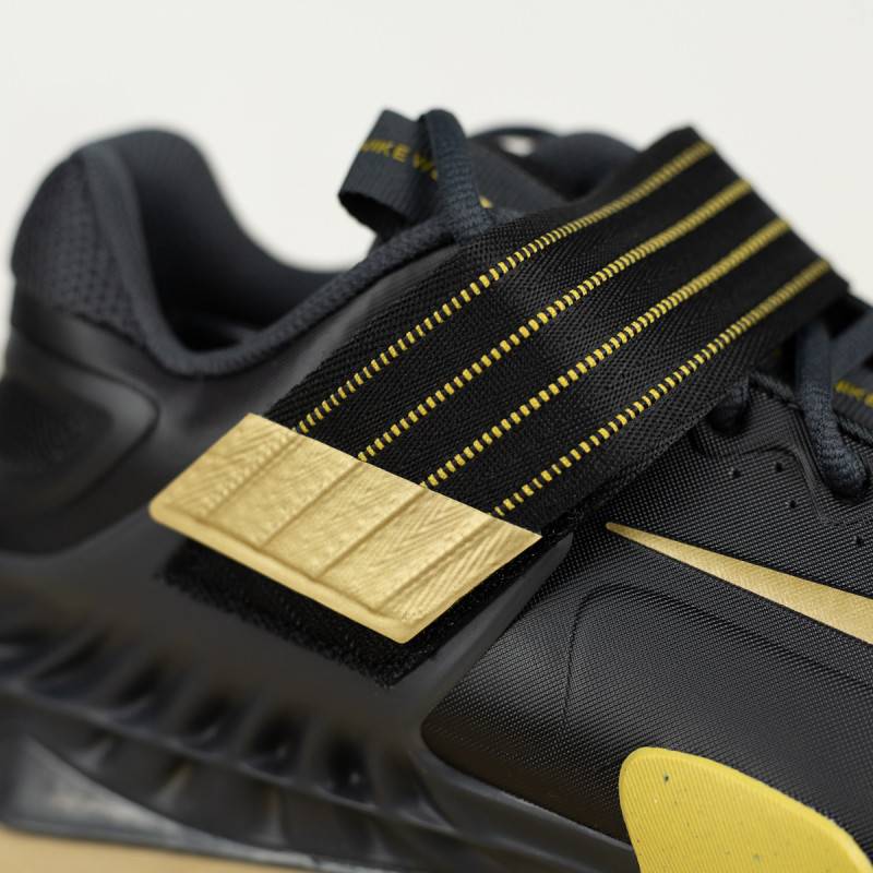 Weightlifting Shoes Nike Savaleos - black/gold