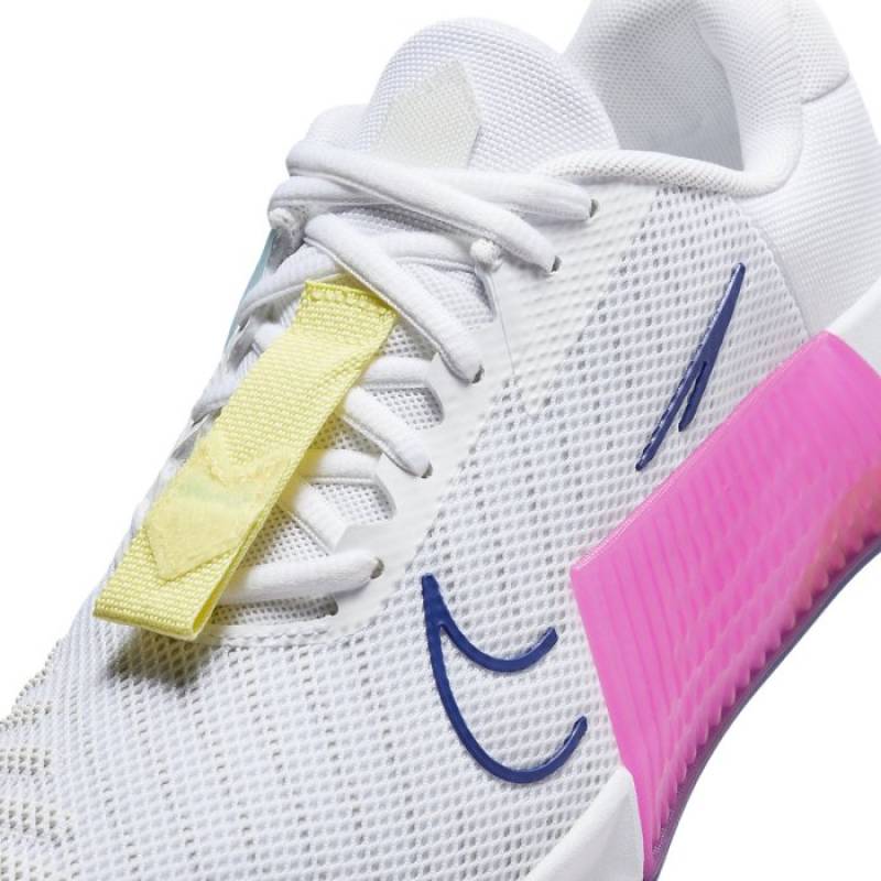 Dámské boty na CrossFit Nike Metcon 9 - WHITE/WHITE-DEEP ROYAL BLUE-FIERCE PINK
