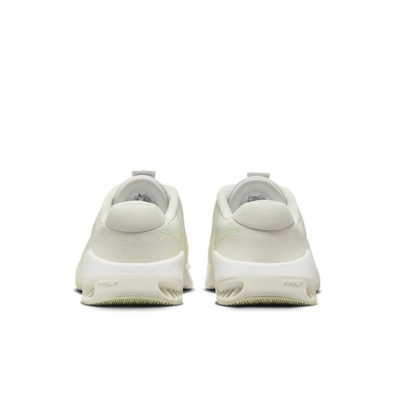 Dámské boty na CrossFit Nike Metcon 9 PREMUM - bílozlaté