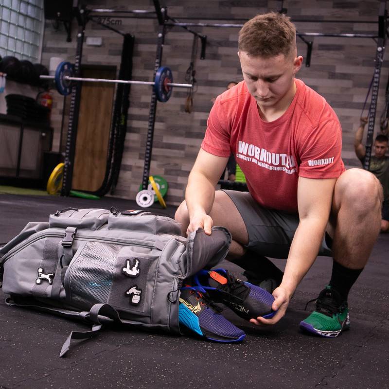 Fitness batoh Goliáš WORKOUT - 50 l - šedivý