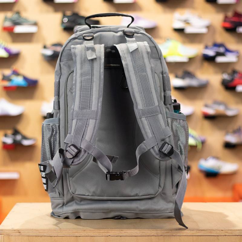 Fitness batoh Goliáš WORKOUT - 50 l - šedivý