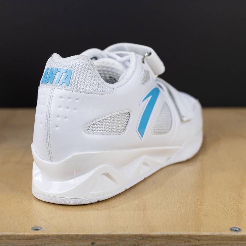 Weightlifting shoes ANTA - piece on display