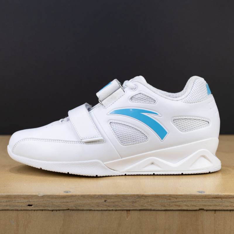 Weightlifting shoes ANTA - piece on display