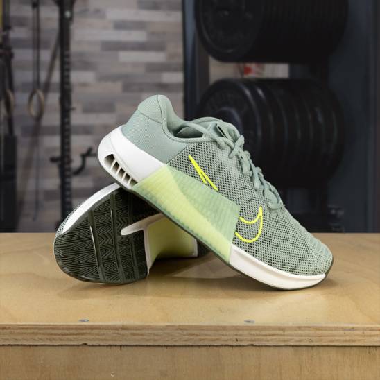 Nike Metcon 9 - Olivově zelená FN4931-700