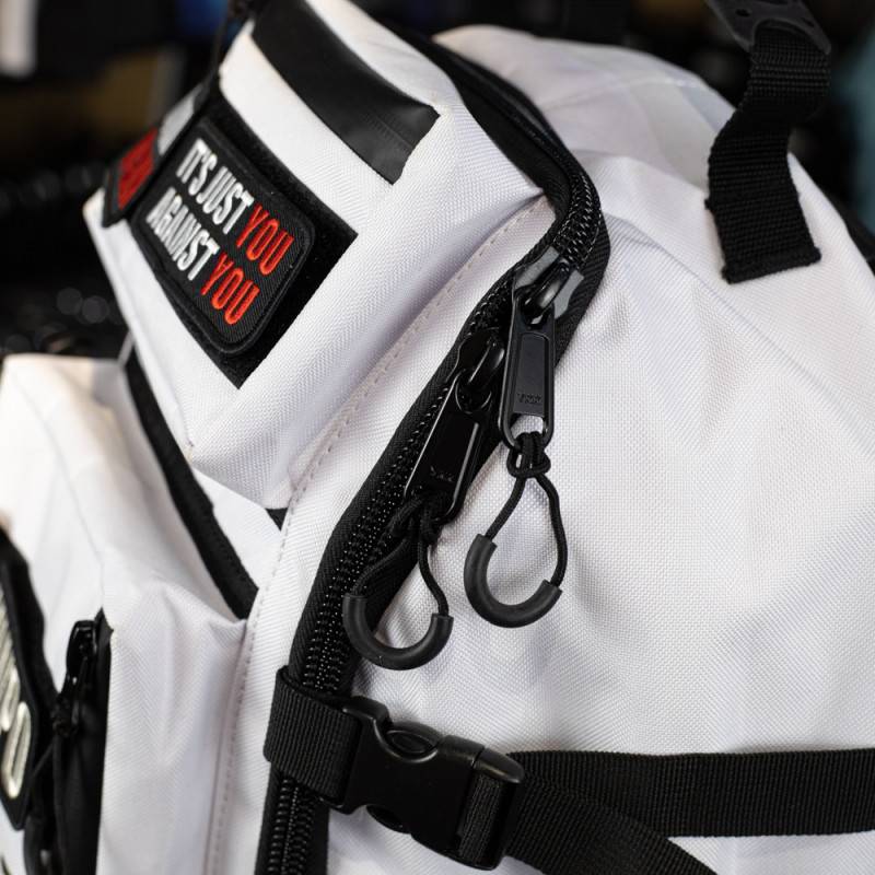 Fitness backpack WORKOUT - 30 l - white