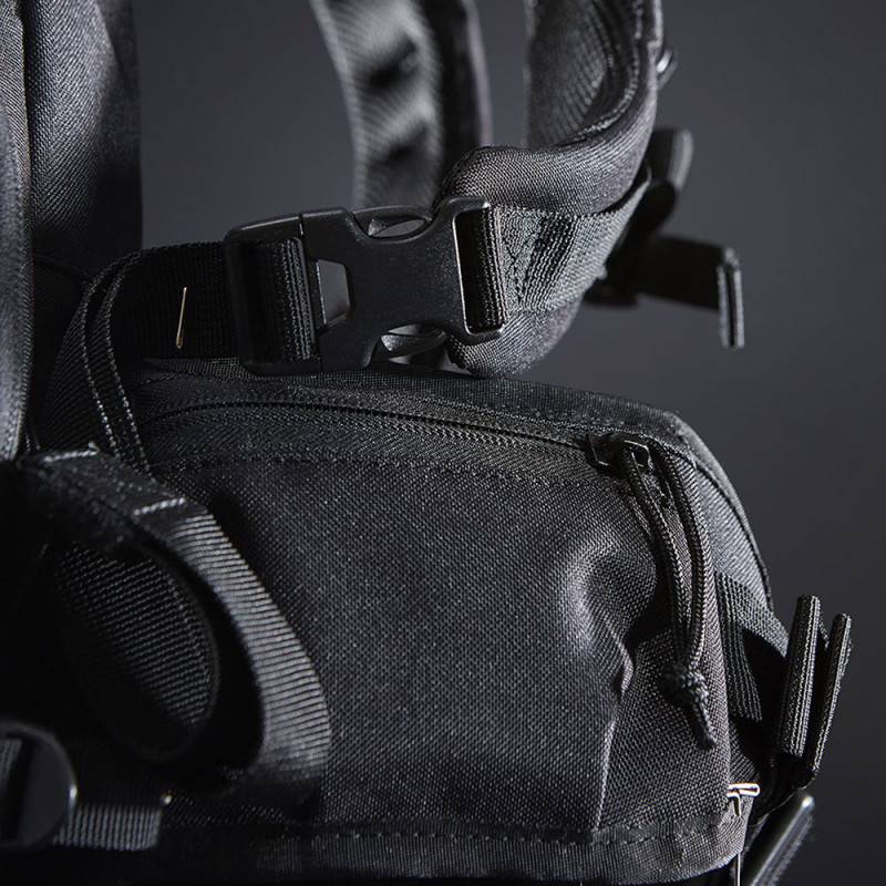 Fitness backpack TYR - black 25L