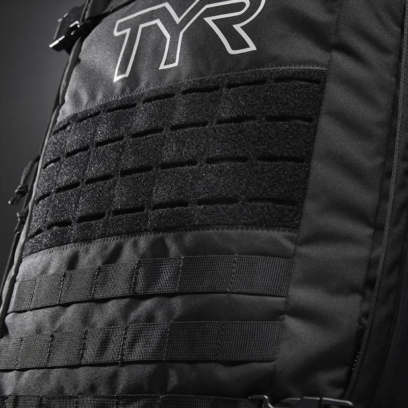 Fitness-Rucksack TYR - schwarz 39L