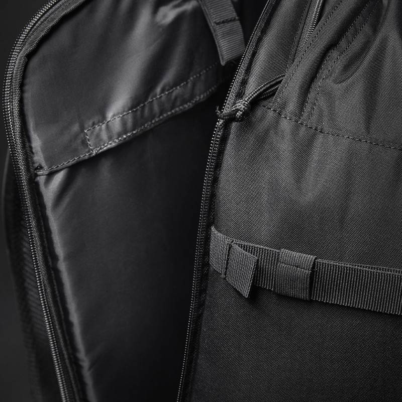 Fitness batoh TYR - černý 39L