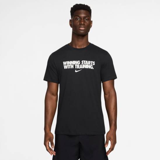 Nike tričko - winning starts with training - black