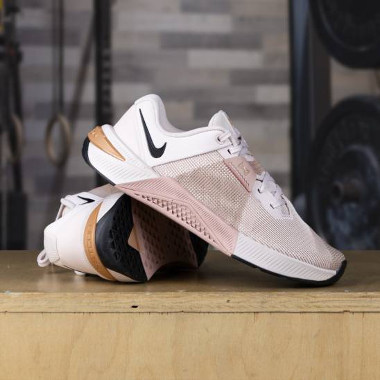 Nike Metcon 10 - tmavě růžová-růžová HQ2620-602