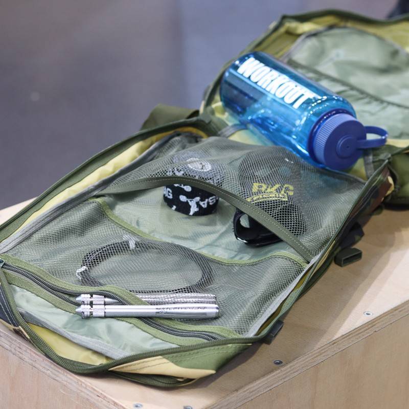 Fitness-Rucksack WORKOUT - grünes Tarnmuster