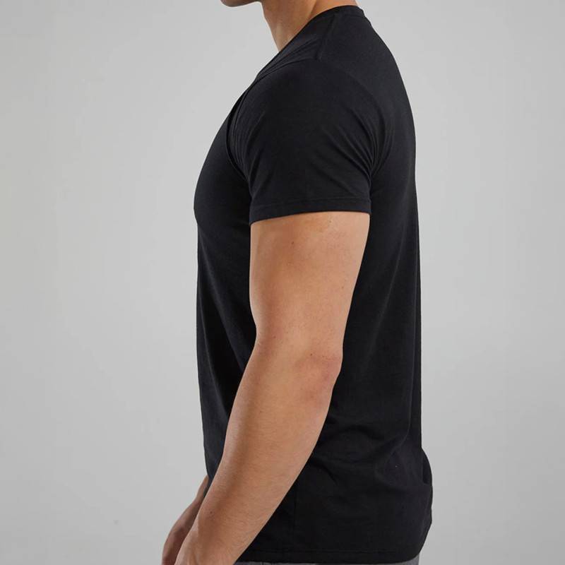 Leichtes, ultrasoftes Herren-T-Shirt von TYR - schwarz