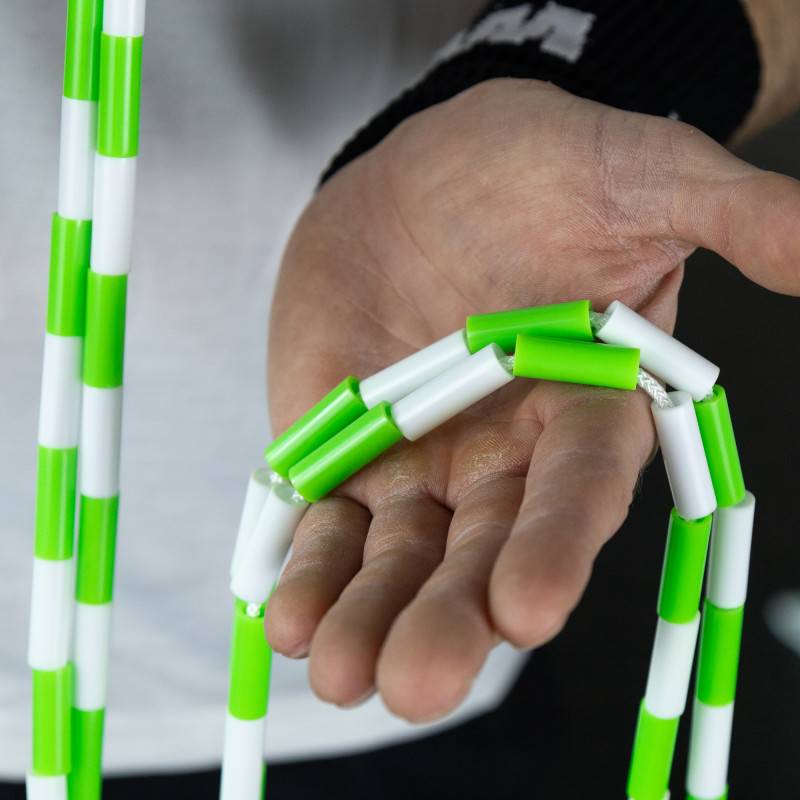 Corda da salto con perline WORKOUT - regolabile - verde