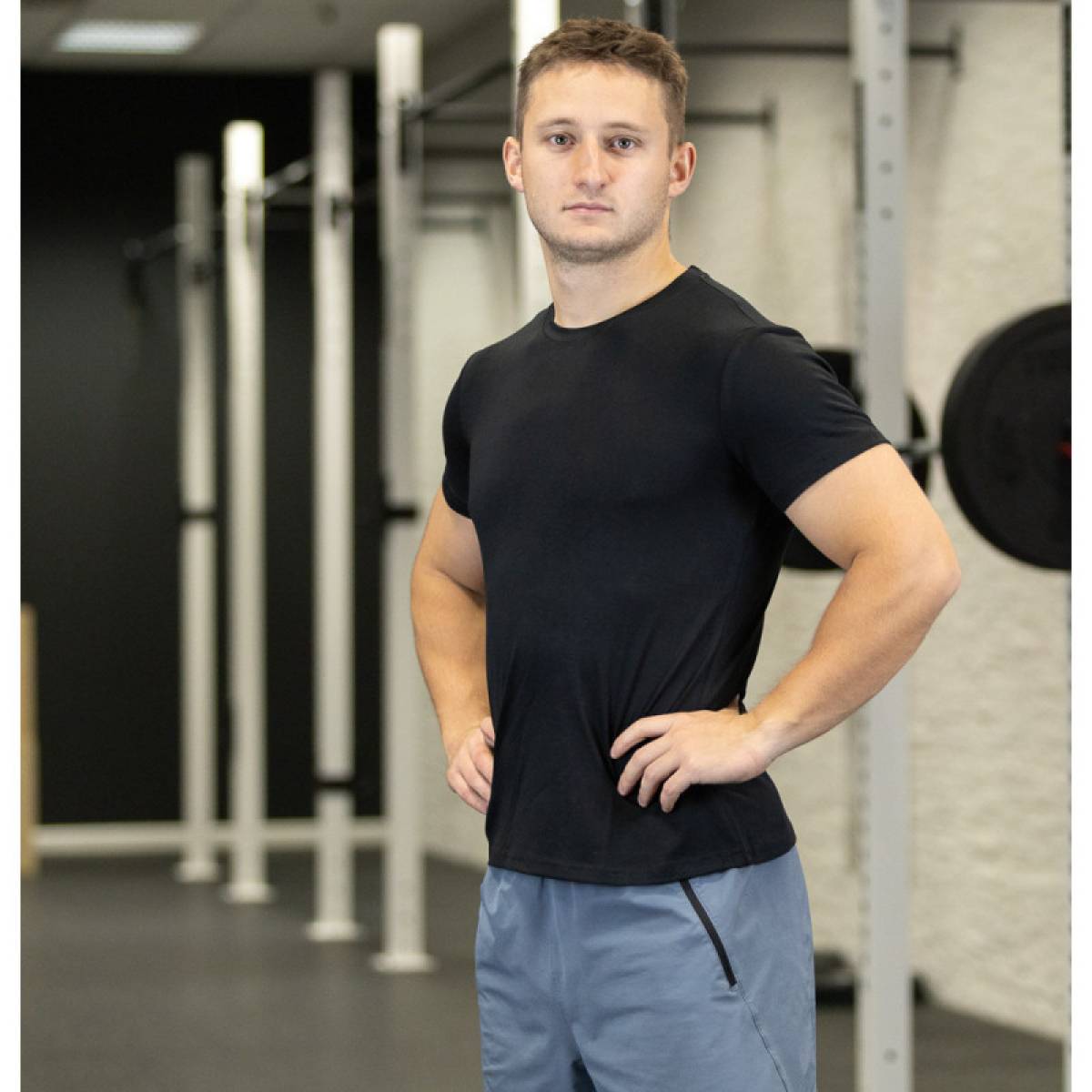 Herren Sport-T-Shirt WORKOUT - schwarz