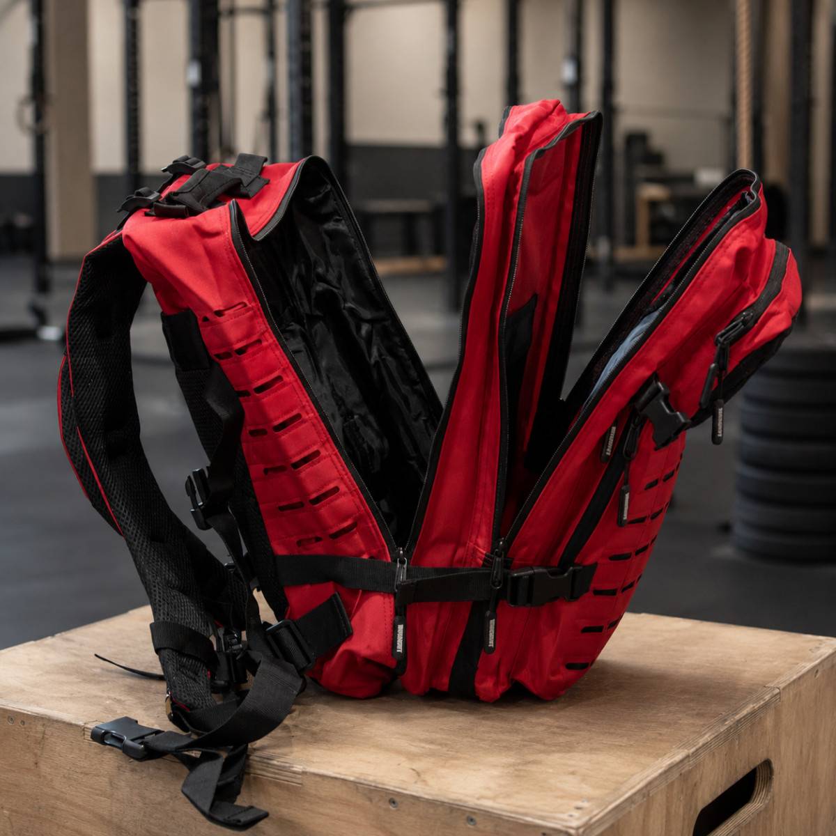 WORKOUT 2.0 Fitness Backpack - Red