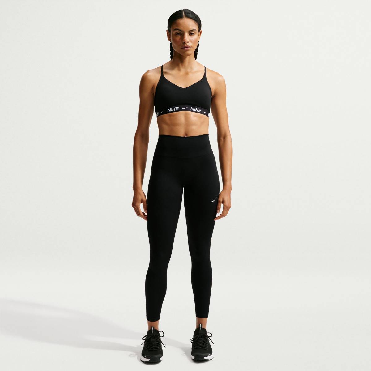 Nike Indy Damen-BH mit leichtem Halt - schwarz
